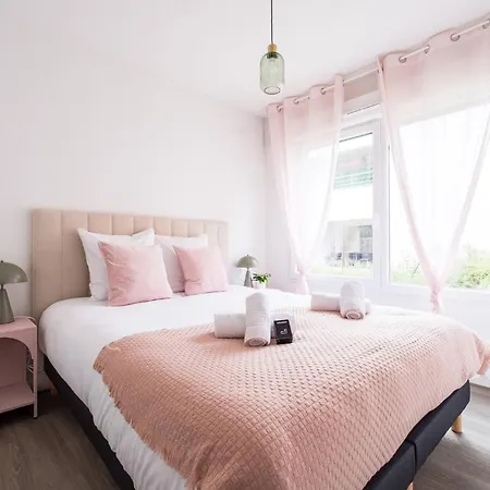 T3 Urbain 6 Personnes Avec Terrasse דירה טולוז